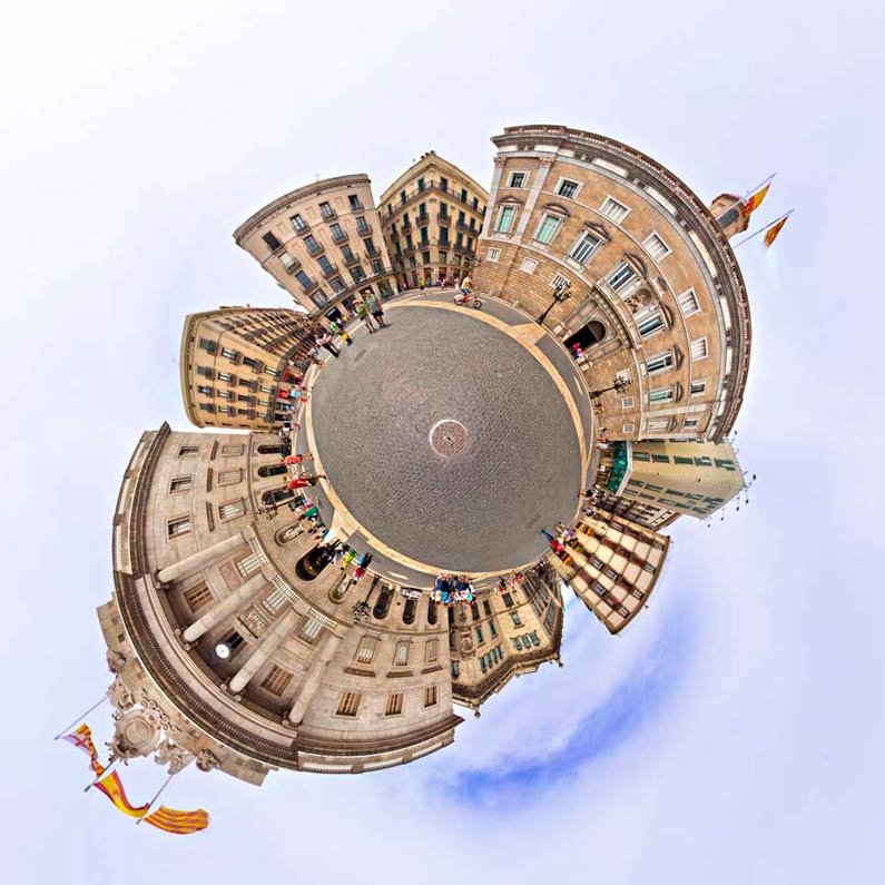 360 littleplanets Barcelona